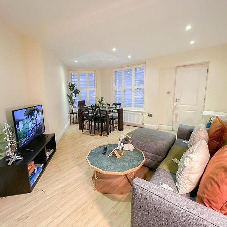 3 Bedroom Apartment With Private Terrace In Pimlico, Westminster, Victoria Londra Exterior foto