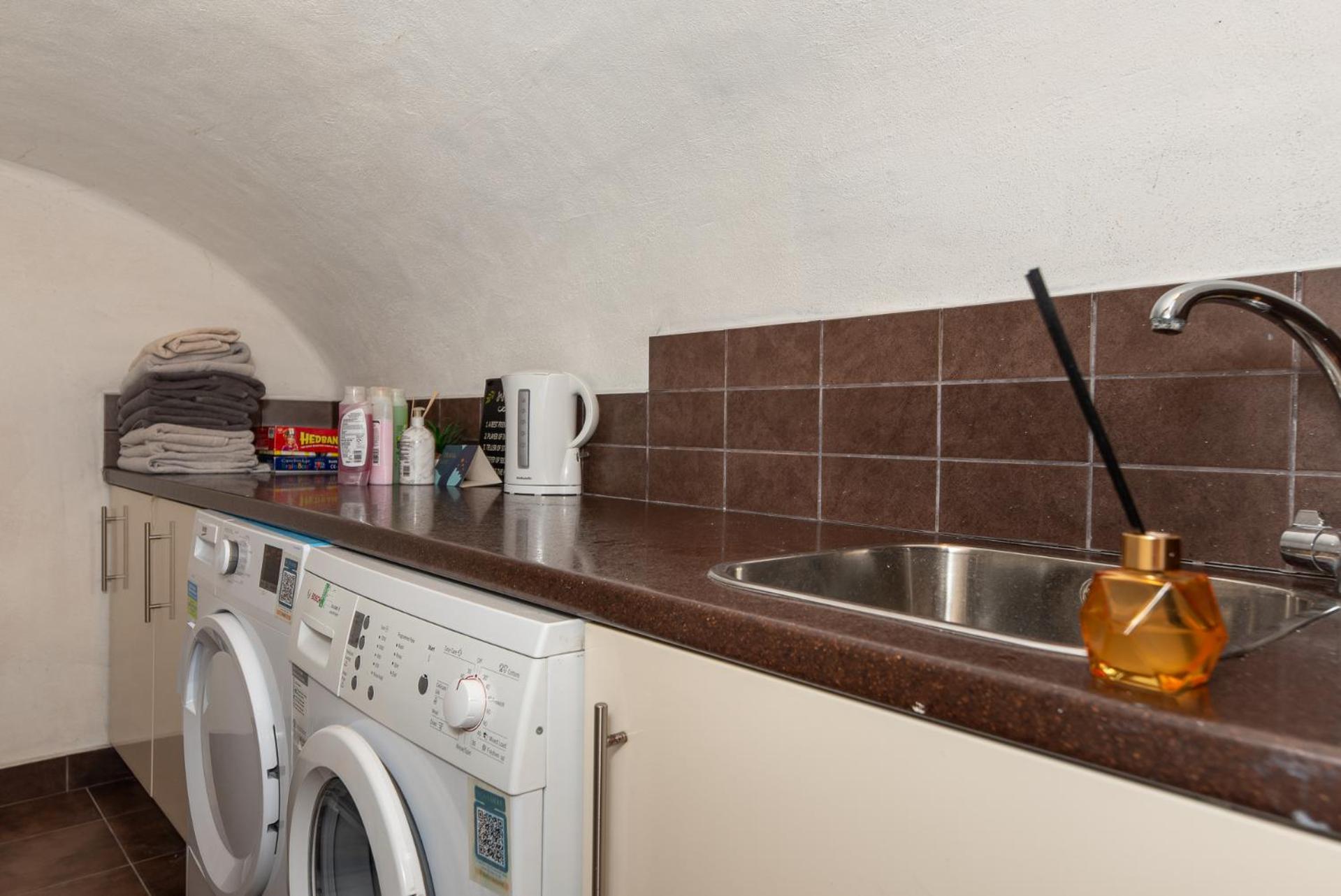 3 Bedroom Apartment With Private Terrace In Pimlico, Westminster, Victoria Londra Exterior foto