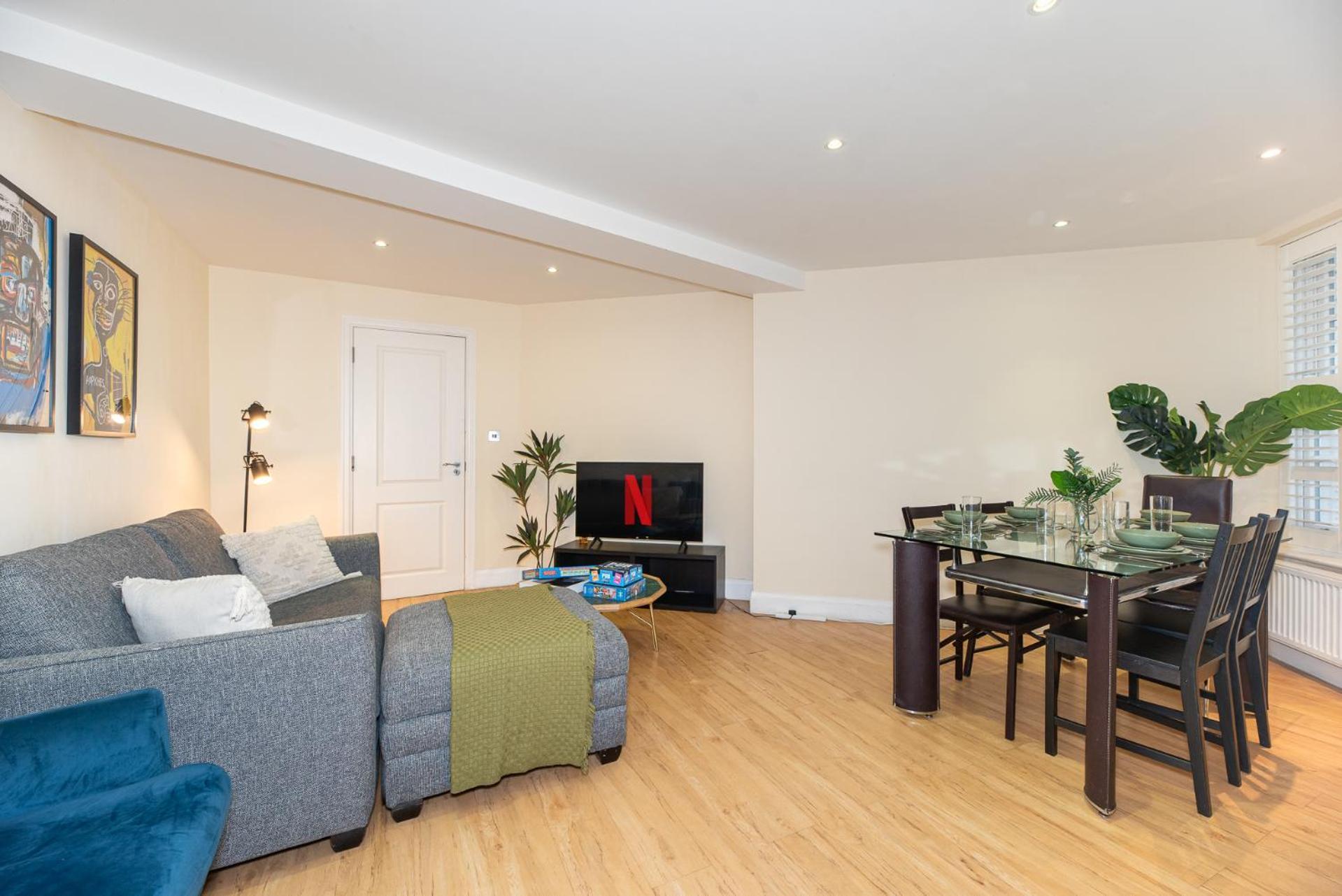 3 Bedroom Apartment With Private Terrace In Pimlico, Westminster, Victoria Londra Exterior foto