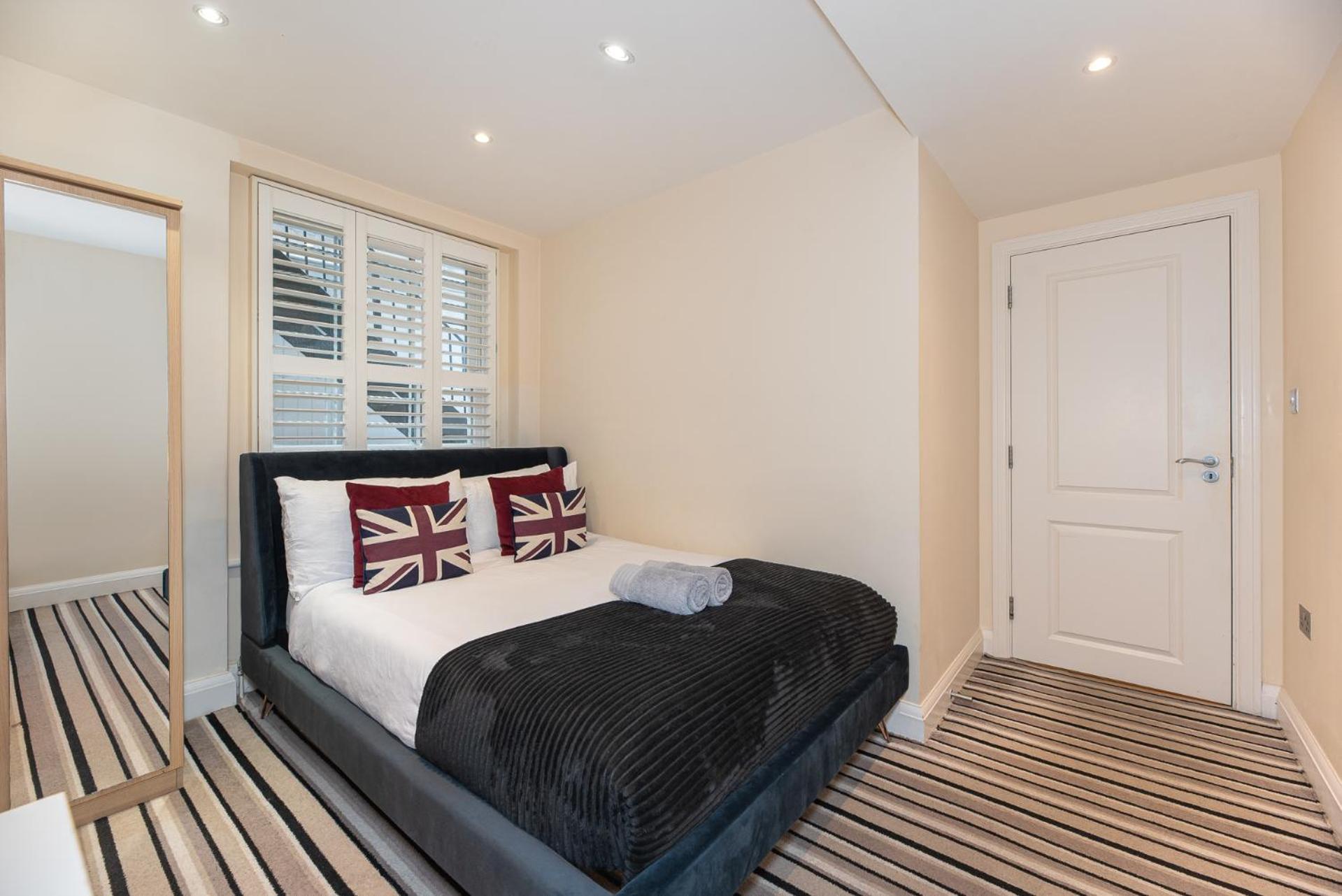 3 Bedroom Apartment With Private Terrace In Pimlico, Westminster, Victoria Londra Exterior foto