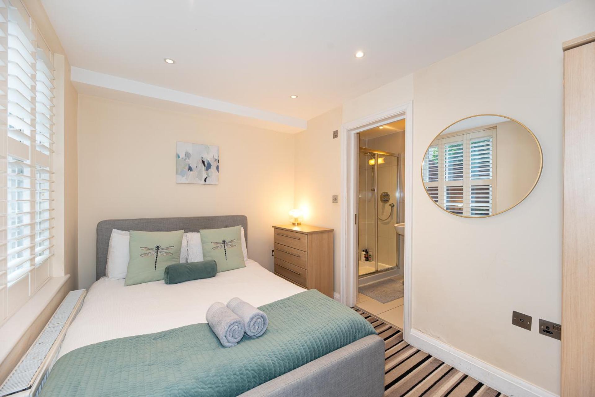 3 Bedroom Apartment With Private Terrace In Pimlico, Westminster, Victoria Londra Exterior foto