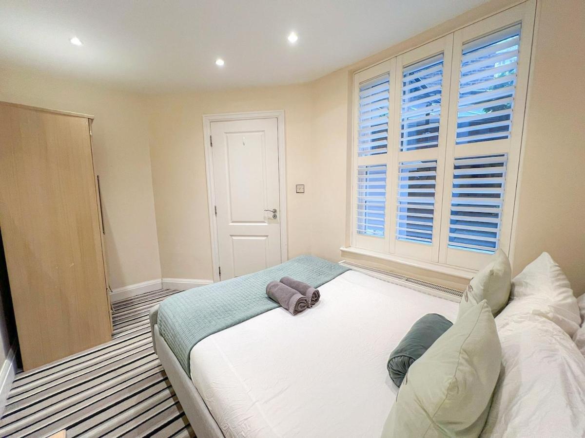 3 Bedroom Apartment With Private Terrace In Pimlico, Westminster, Victoria Londra Exterior foto