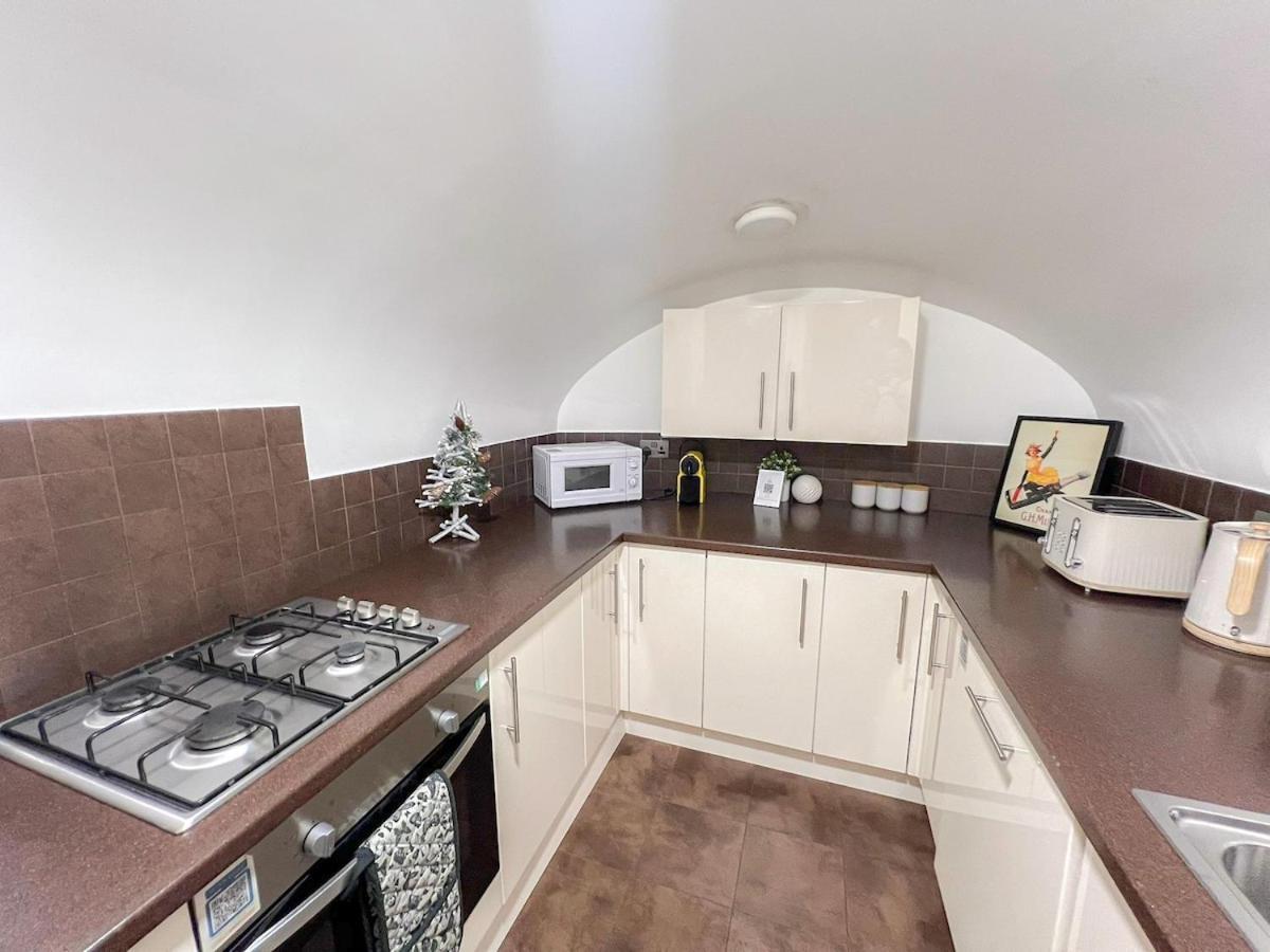 3 Bedroom Apartment With Private Terrace In Pimlico, Westminster, Victoria Londra Exterior foto